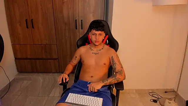 Jake simons online show from 09/27/25, 01:54