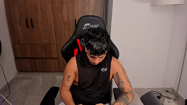 Jake simons online show from 09/28/25, 02:28