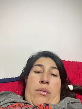 Snapshot of andreaisis2 chatting on 12/11/24, 05:10 andreaisis2 online show from 12/11/24, 05:10