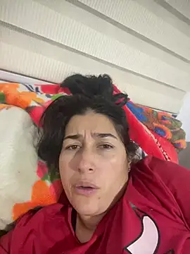 Snapshot of andreaisis2 chatting on 12/16/24, 11:18 andreaisis2 online show from 12/16/24, 11:18