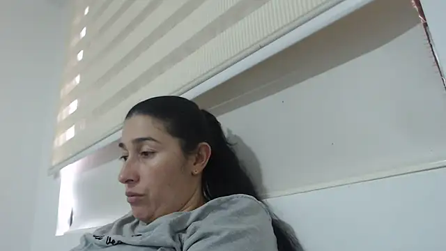 Snapshot of andreaisis2 chatting on 02/21/25, 09:43 andreaisis2 online show from 02/21/25, 09:43