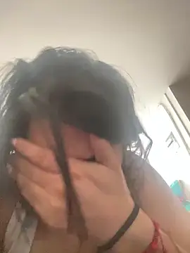 Snapshot of andreaisis2 chatting on 02/22/25, 06:52 andreaisis2 online show from 02/22/25, 06:52