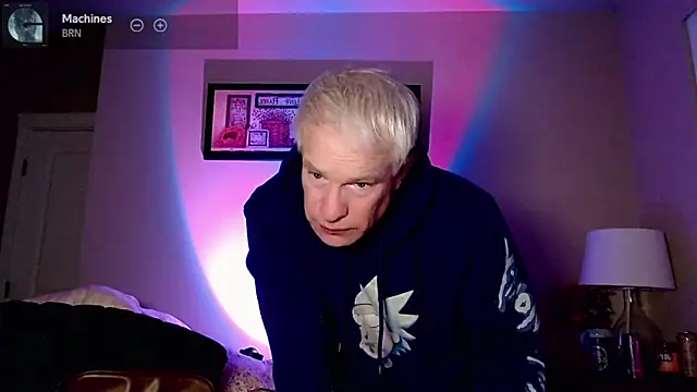 Snapshot of Snarfle82 chatting on 12/05/25, 06:22 Snarfle82 online show from 12/05/25, 06:22