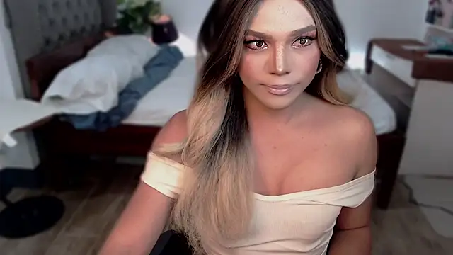 Snapshot of liaa_lurrecams chatting on 09/24/25, 04:10 liaa lurrecams online show from 09/24/25, 04:10