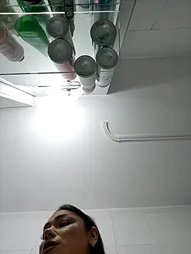 Snapshot of Ella_sweety chatting on 10/30/25, 08:42 Ella sweety online show from 10/30/25, 08:42