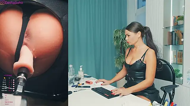 Snapshot of art_porno chatting on 10/09/25, 01:14 art porno online show from 10/09/25, 01:14