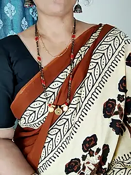 Snapshot of Indian_desi_wife chatting on 10/02/25, 02:40 Indian desi wife online show from 10/02/25, 02:40