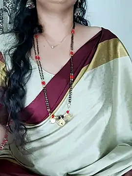 Snapshot of Indian_desi_wife chatting on 07/29/26, 04:27 Indian desi wife online show from 07/29/26, 04:27