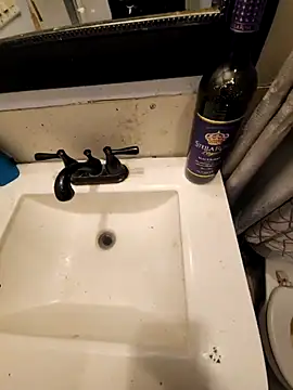 Snapshot of studda27 chatting on 09/23/25, 09:18 studda27 online show from 09/23/25, 09:18