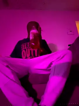 Snapshot of Daddy_hook chatting on 12/05/24, 04:42 Daddy hook online show from 12/05/24, 04:42