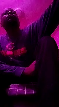 Snapshot of Daddy_hook chatting on 12/15/24, 05:45 Daddy hook online show from 12/15/24, 05:45