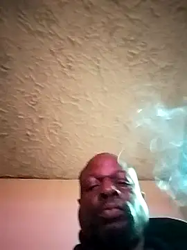 Snapshot of Daddy_hook chatting on 03/02/25, 02:32 Daddy hook online show from 03/02/25, 02:32