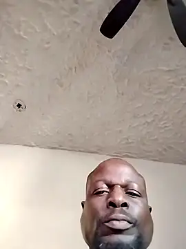 Snapshot of Daddy_hook chatting on 03/04/25, 12:50 Daddy hook online show from 03/04/25, 12:50