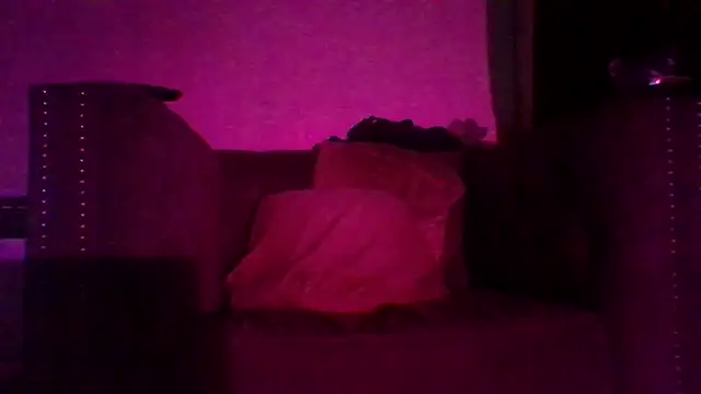 Snapshot of Daddy_hook chatting on 11/22/25, 01:43 Daddy hook online show from 11/22/25, 01:43