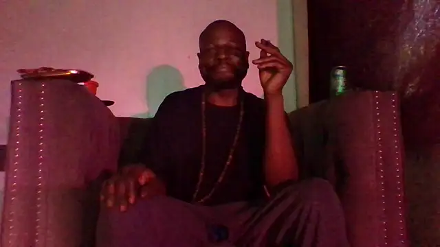 Snapshot of Daddy_hook chatting on 11/23/25, 11:37 Daddy hook online show from 11/23/25, 11:37