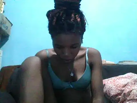 sweetchic  online show from 02/14/25, 03:26