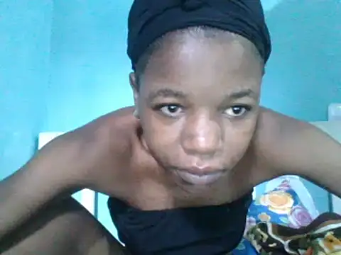 sweetchic  online show from 02/20/25, 07:01