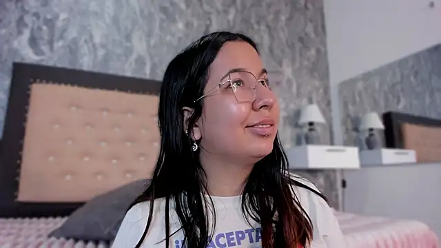 Snapshot of Lia_sarahi chatting on 10/05/25, 11:41 Lia sarahi online show from 10/05/25, 11:41