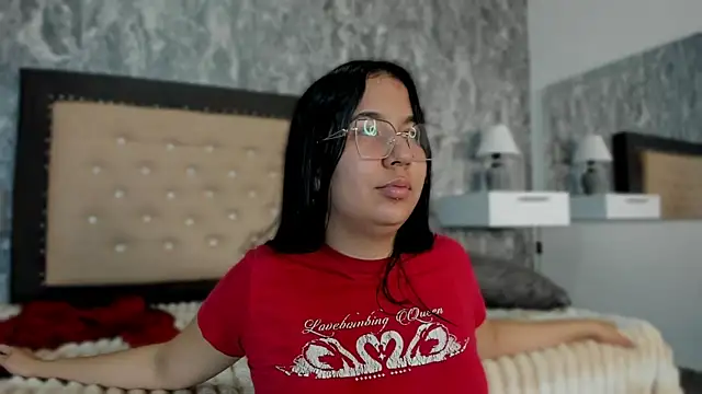 Snapshot of Lia_sarahi chatting on 10/12/25, 11:31 Lia sarahi online show from 10/12/25, 11:31