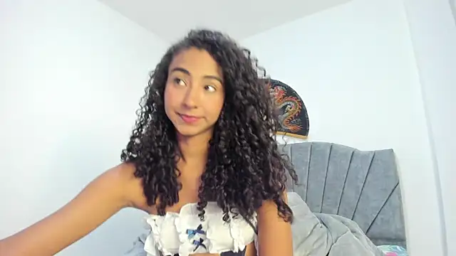 khaliope online show from 05/05/26, 07:44