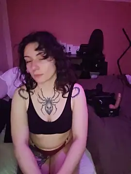 Moxxxie online show from 05/19/26, 07:47