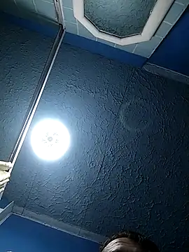 Snapshot of Wero4200 chatting on 10/22/25, 08:52 Wero4200 online show from 10/22/25, 08:52