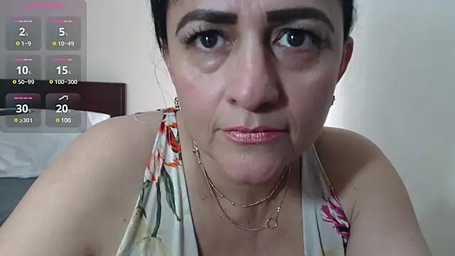 ISABEEL SOFIA01 online show from 01/12/25, 06:16