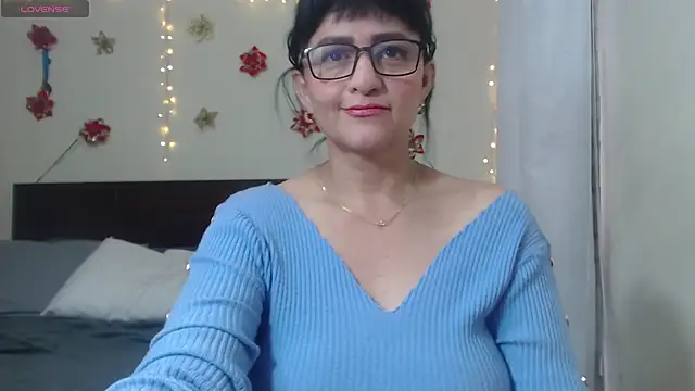 ISABEEL SOFIA01 online show from 03/07/25, 10:32