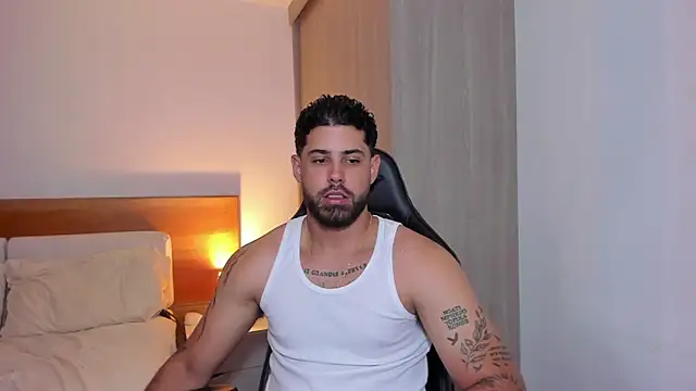 Justyn Torres online show from 01/02/25, 06:01