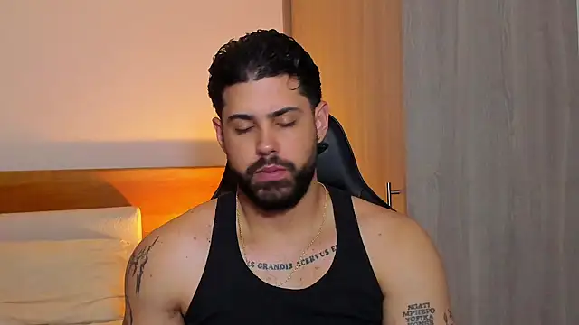 Justyn Torres online show from 02/26/25, 02:25