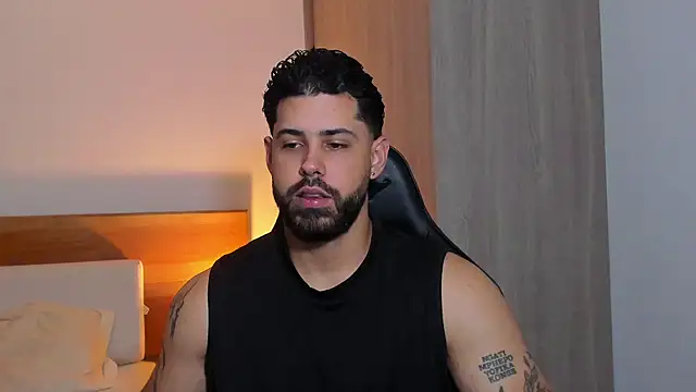 Justyn Torres online show from 03/01/25, 01:18