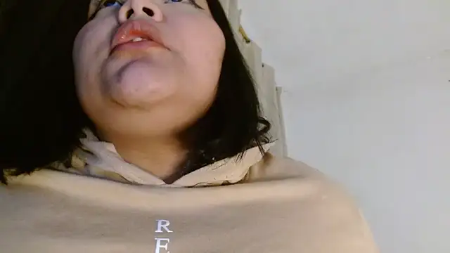 Snapshot of sexychubby___ chatting on 01/05/25, 12:09 sexychubby    online show from 01/05/25, 12:09