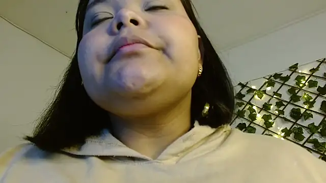 Snapshot of sexychubby___ chatting on 03/09/25, 10:08 sexychubby    online show from 03/09/25, 10:08