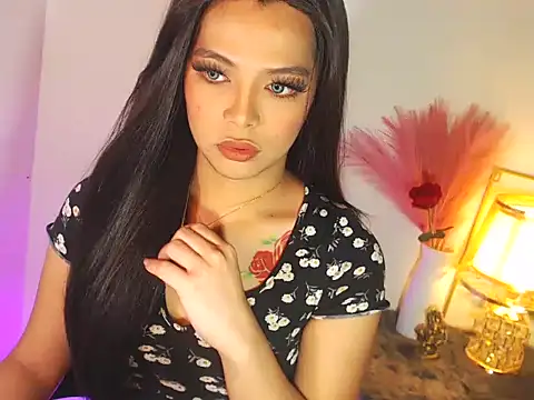 MajesticKitana online show from 10/23/25, 04:12