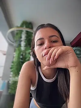 IvySanders1 online show from 10/23/25, 12:04