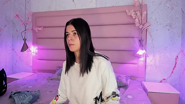 IvySanders1 online show from 11/05/25, 01:00