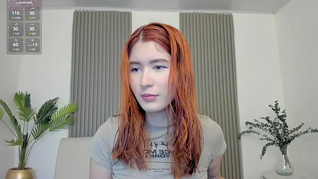 emilyycute  online show from 01/06/25, 12:13