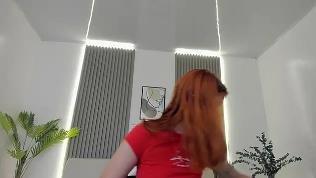 emilyycute  online show from 01/08/25, 12:15
