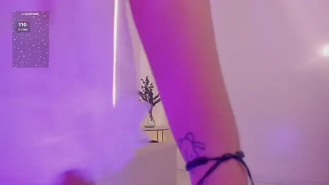 emilyycute  online show from 01/17/25, 03:32