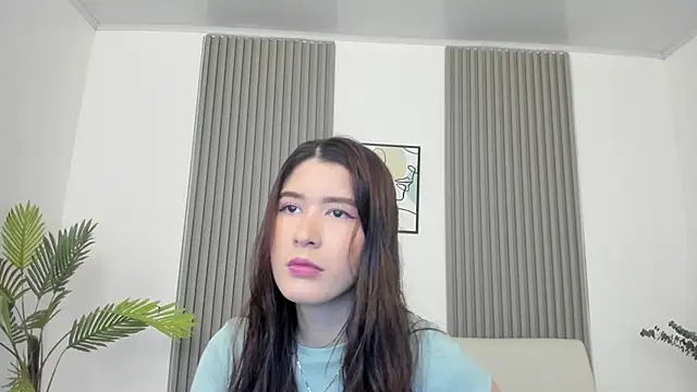 emilyycute  online show from 03/03/25, 12:16