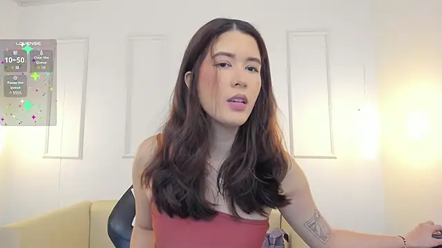 emilyycute  online show from 03/14/25, 12:18