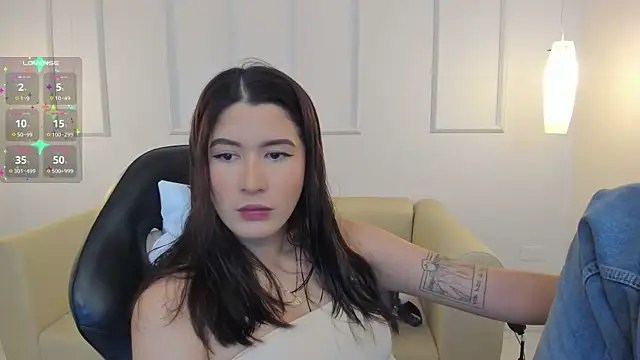emilyycute  online show from 03/15/25, 12:13