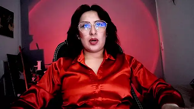 Snapshot of Scarlett_Sen chatting on 11/17/25, 01:39 Scarlett Sen online show from 11/17/25, 01:39