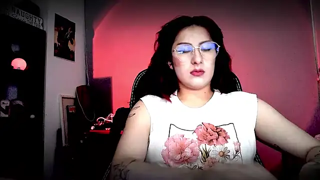 Snapshot of Scarlett_Sen chatting on 12/01/25, 01:27 Scarlett Sen online show from 12/01/25, 01:27