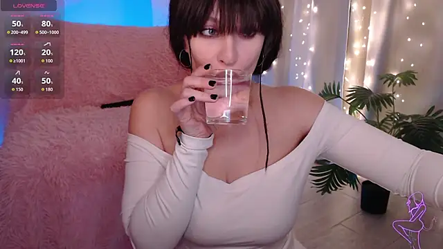 Snapshot of Zeeeme chatting on 03/18/26, 06:44 Zeeeme online show from 03/18/26, 06:44