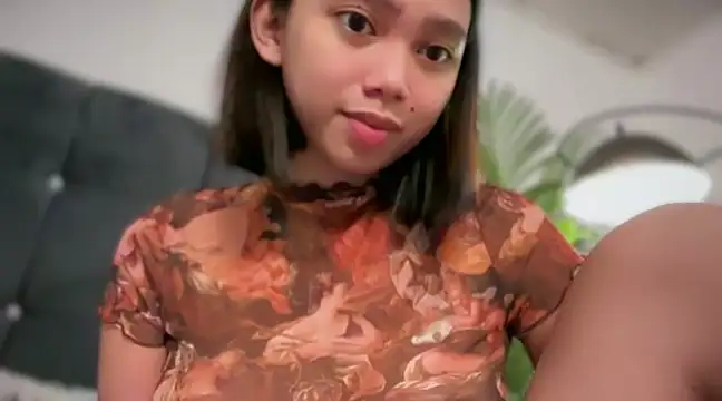 Snapshot of GenesisCastillano chatting on 03/13/25, 05:18 GenesisCastillano online show from 03/13/25, 05:18