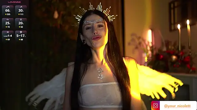 Snapshot of Your_Nicolett chatting on 01/27/25, 04:41 Your Nicolett online show from 01/27/25, 04:41