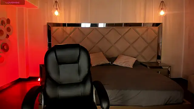 NickyLawson online show from 06/10/26, 04:12