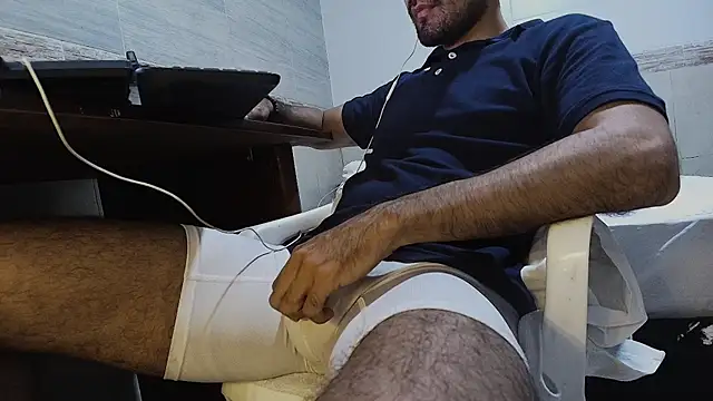 Snapshot of x-sebastian chatting on 08/01/26, 03:55 x-sebastian online show from 08/01/26, 03:55