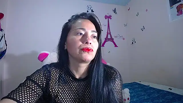 Snapshot of hanna_girl21 chatting on 12/13/25, 10:59 hanna girl21 online show from 12/13/25, 10:59